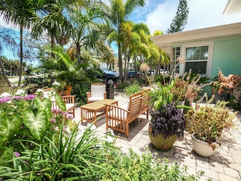 haleys at the anna maria island inn