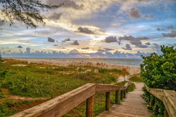 haleys at the anna maria island inn