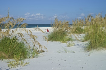 Haley's At The Anna Maria Island Inn,Anna Maria Island>>Anna Maria,3 star