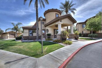 southern 2055 condo