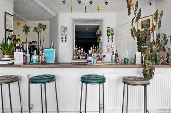 The Cimon,South West England>>Devon,4 star