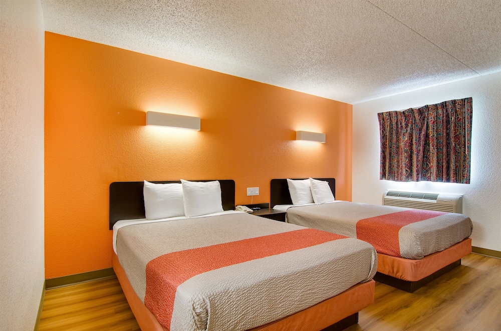 motel 6 salina ks