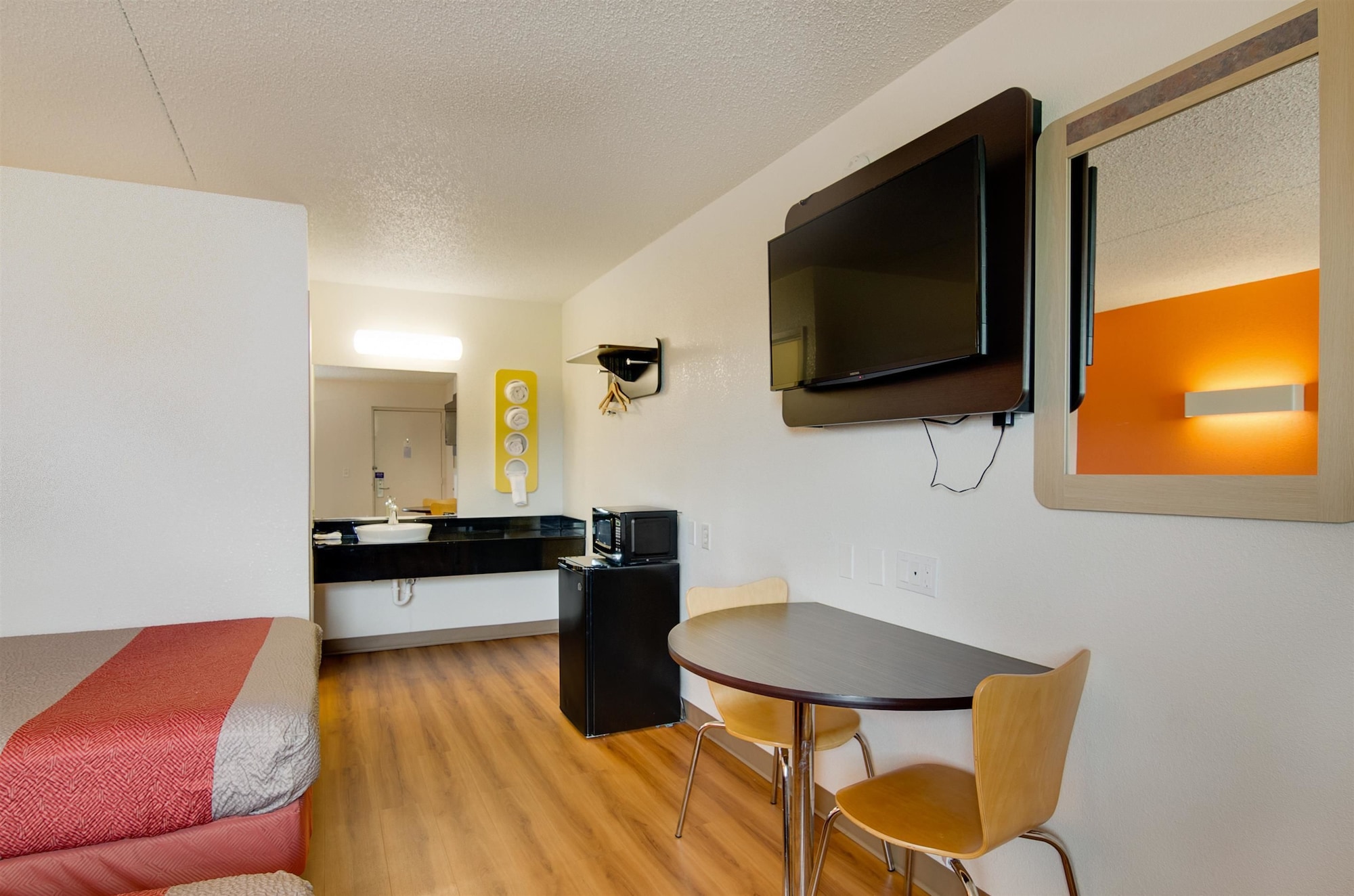 motel 6 salina ks