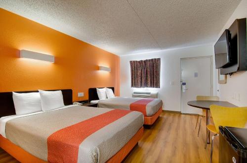 motel 6 salina ks