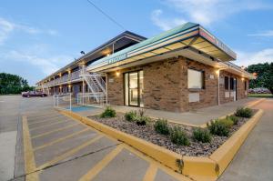 motel 6 salina ks