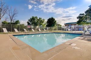motel 6 salina ks