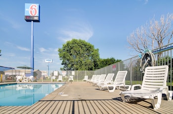 motel 6 salina ks