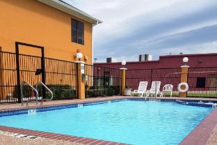 Quality Inn,Lake Whitney>>Hillsboro,3 star