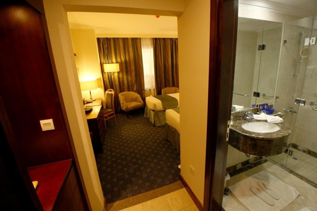 al rawda al aqeeq hotel