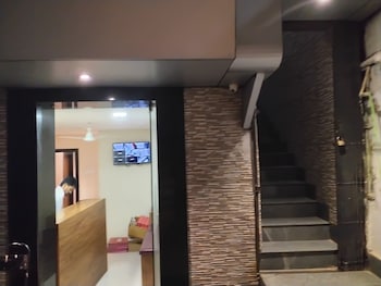 Wind Flower,Kalyan West,2 star