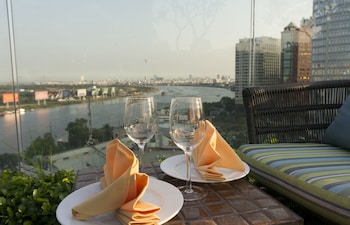 silverland jolie hotel