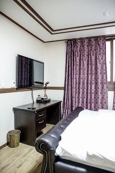 hill stay hotel residence
