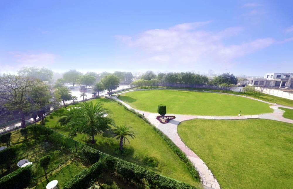 treehouse dwarka hotel and club