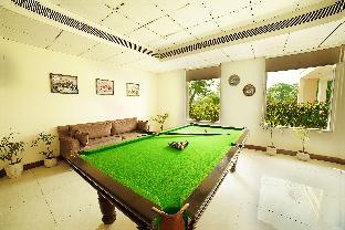 treehouse dwarka hotel and club