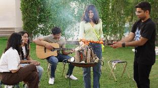 treehouse dwarka hotel and club