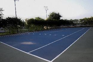 treehouse dwarka hotel and club