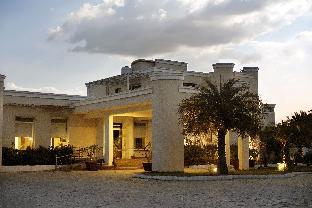 treehouse dwarka hotel and club