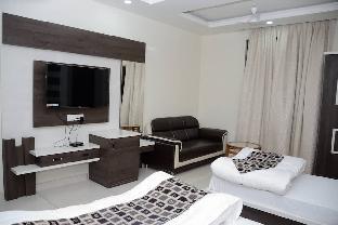 Gitanjali Hotel,,3 star