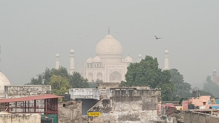 hotel sidhartha 80 metres from taj mahal