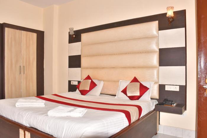 hotel sidhartha 80 metres from taj mahal