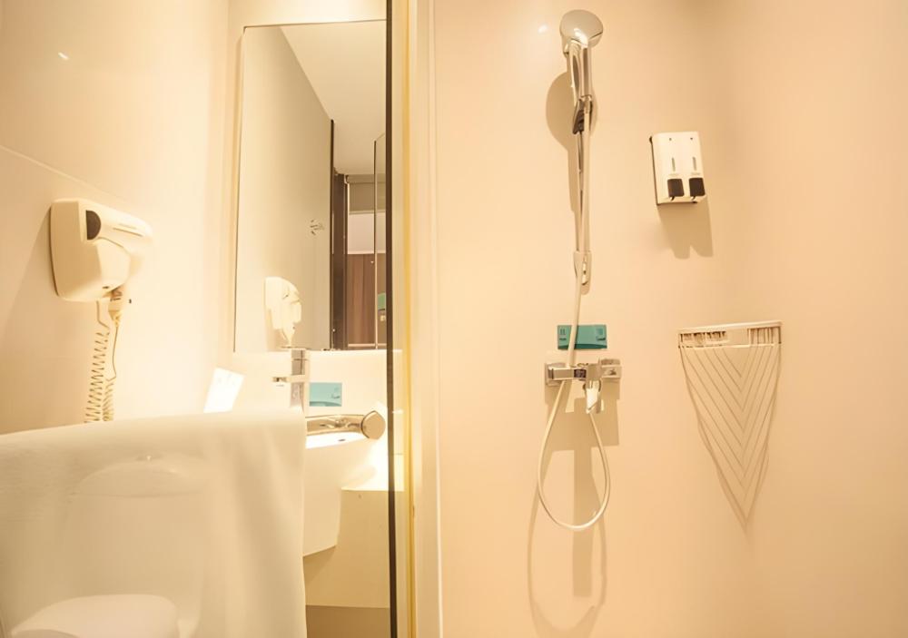 city comfort inn liuzhou north station