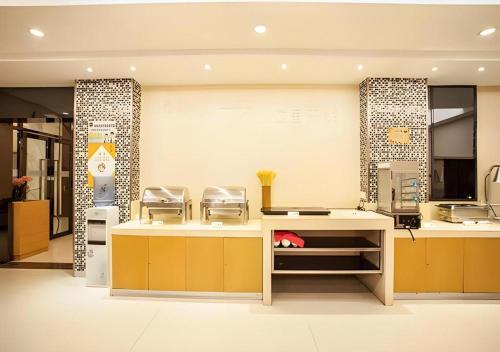city comfort inn liuzhou north station