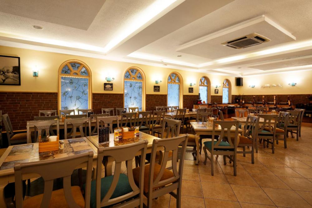 cross roads inn