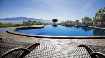 rhino watch safari lodge