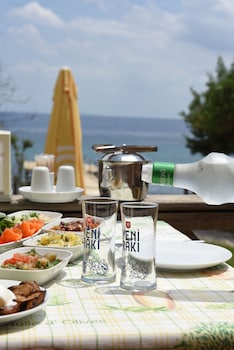limonata otel assos