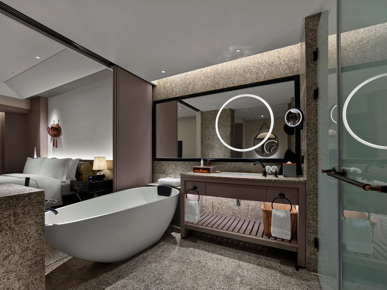 hilton shigatse