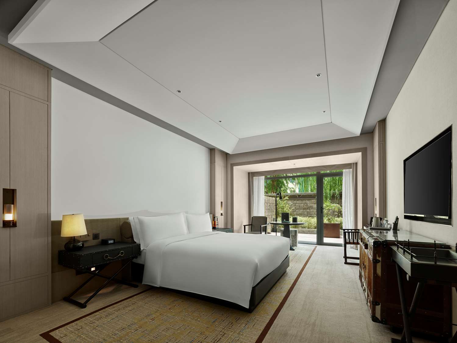 hilton shigatse