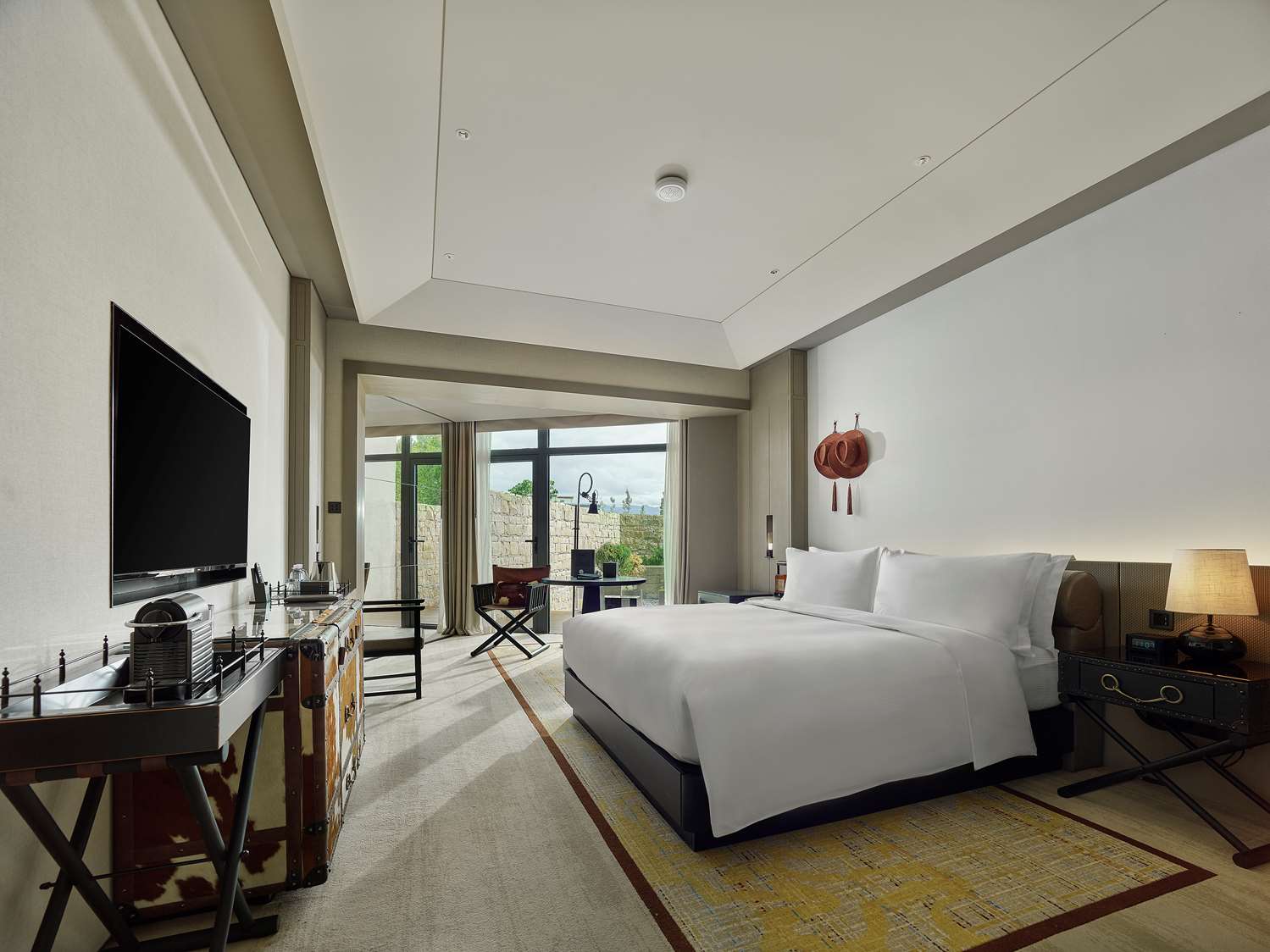 hilton shigatse