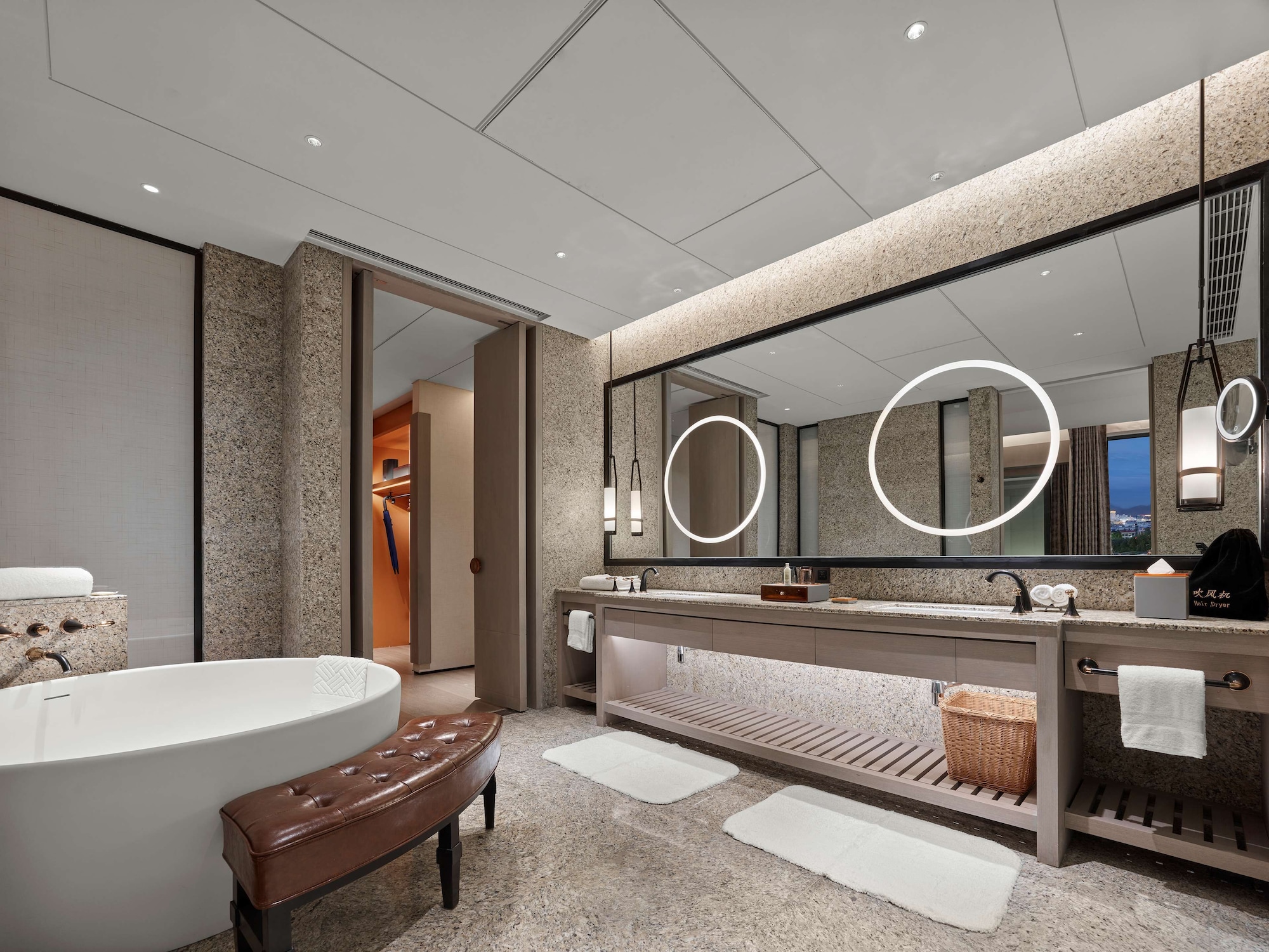 hilton shigatse