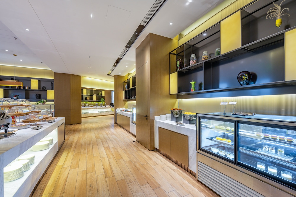 holiday inn shanghai huaxia an ihg hotel