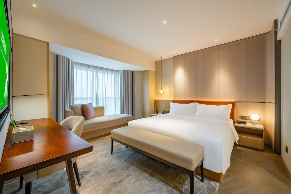 holiday inn shanghai huaxia an ihg hotel