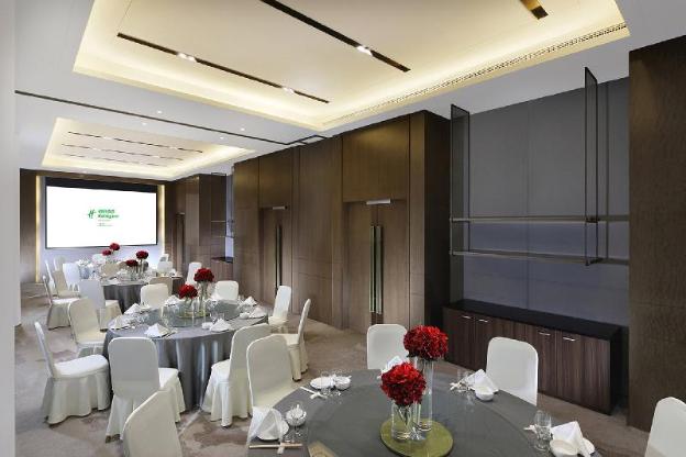 holiday inn shanghai huaxia an ihg hotel