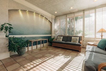 sandcastle oceanfront resort at the pavilion