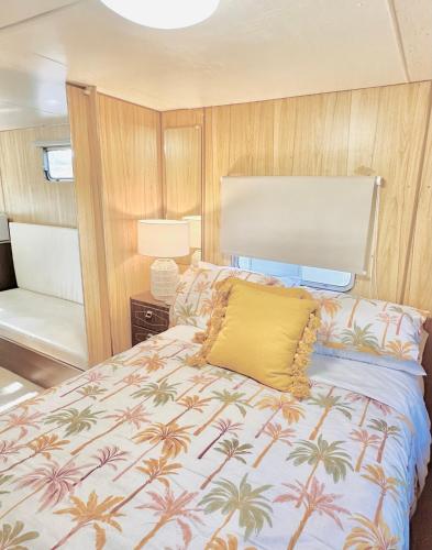 mornington peninsula retro caravans