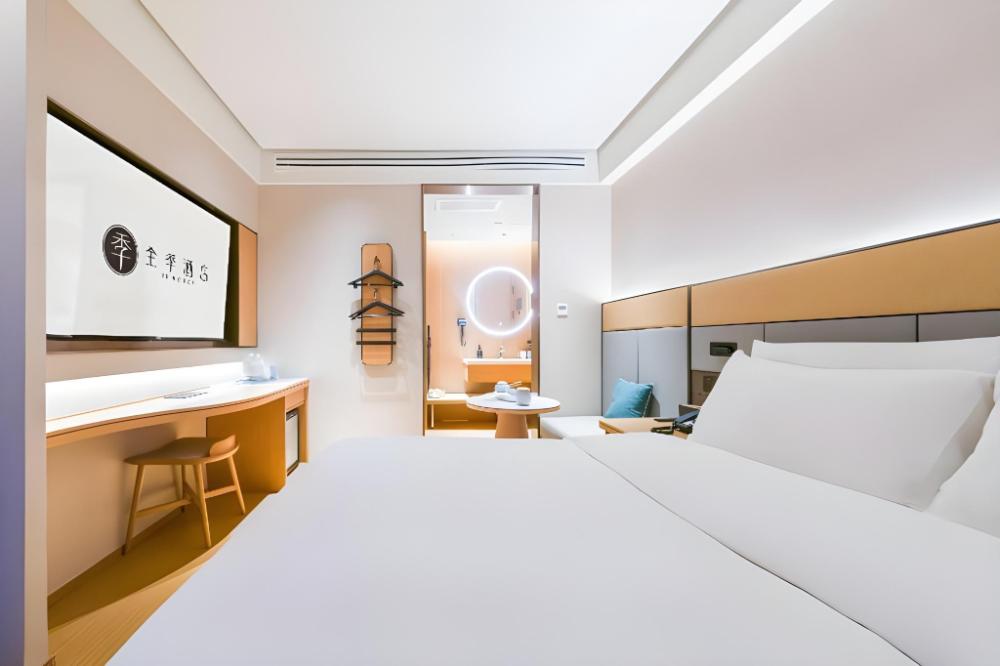 ji hotel shanghai meilong wanhui international pla