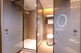 ji hotel shanghai meilong wanhui international pla