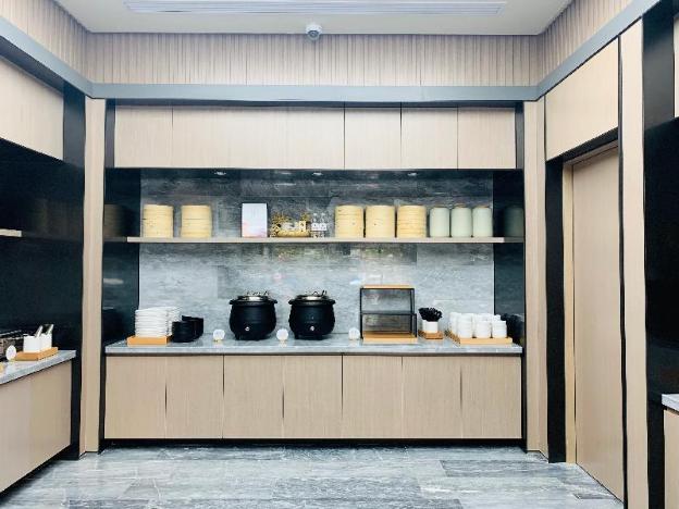 ji hotel shanghai meilong wanhui international pla