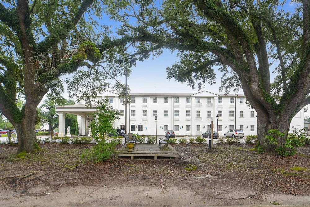 Spark By Hilton Lafayette South,Lafayette>>Broussard,3 star