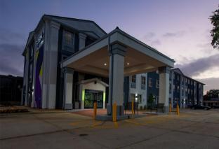 spark by hilton lafayette south