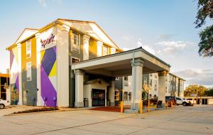spark by hilton lafayette south