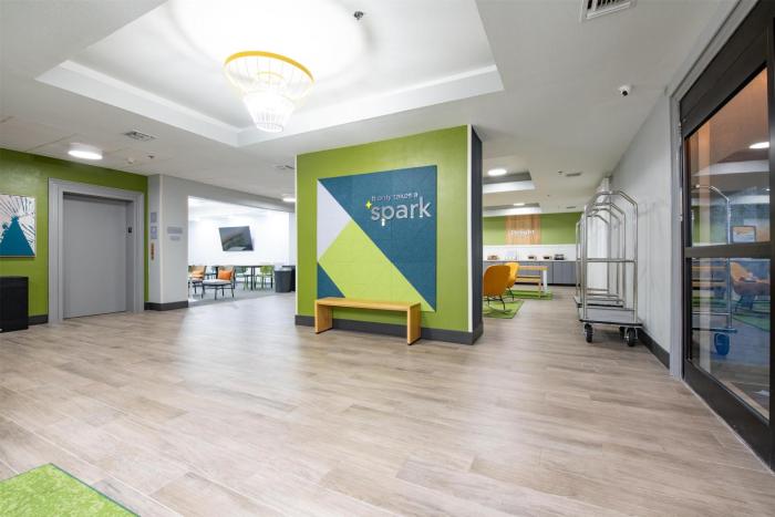 spark by hilton lafayette south