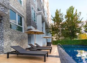 courtyard khaoyai by jp