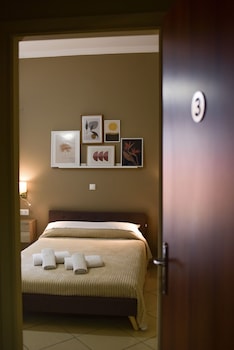 vasilios marinos rooms
