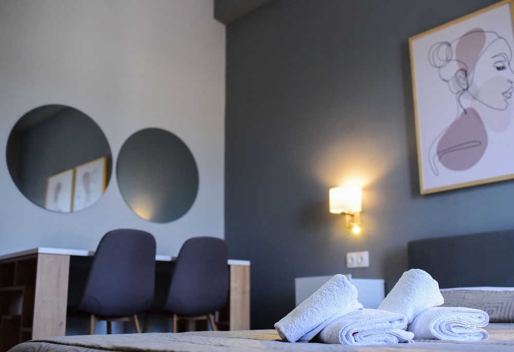 vasilios marinos rooms