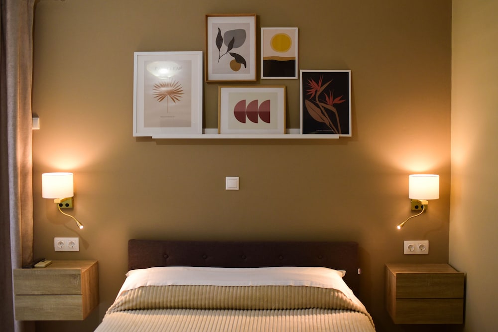 vasilios marinos rooms