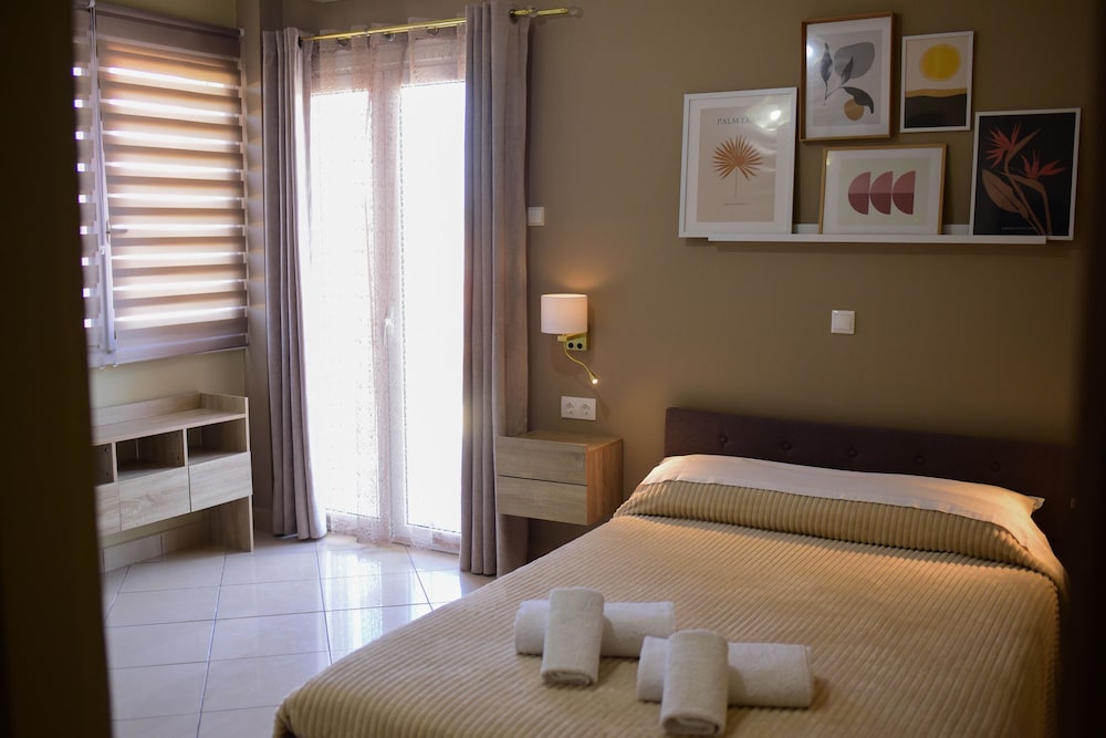 vasilios marinos rooms